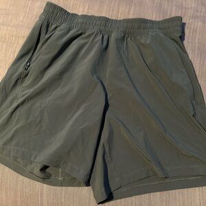 LULULEMON MENS Dark Green RUNNING SHORTS LARGE 7” INSEAM